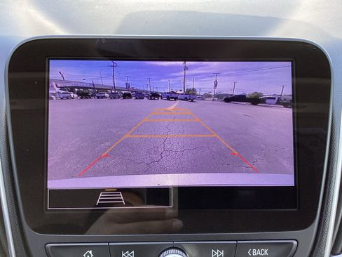 Used 2024 Chevrolet Malibu LT image 16