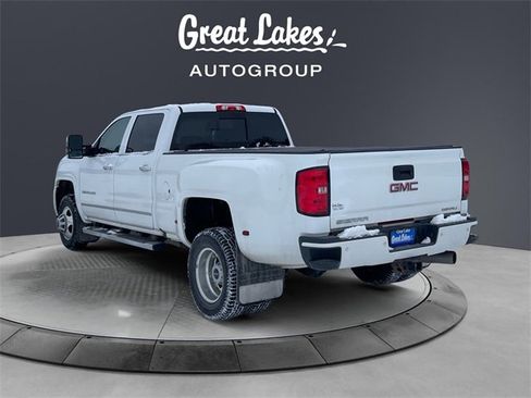Used 2016 GMC Sierra 3500 Denali image 3