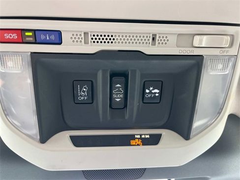 Used 2023 Subaru Forester Premium image 35