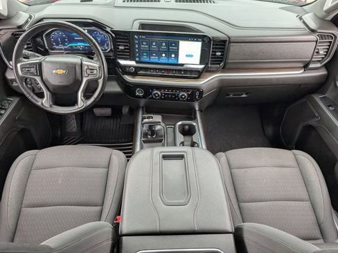 Used 2022 Chevrolet Silverado 1500 LT AWD/4WD image 24