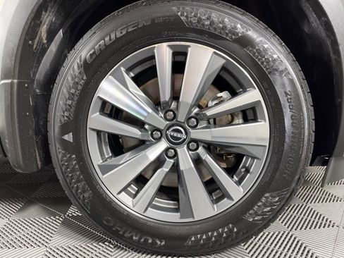 Used 2024 Nissan Pathfinder SL image 14