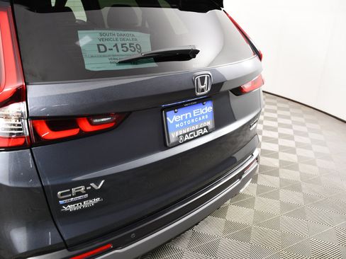 Used 2025 Honda CR-V Sport Touring image 15