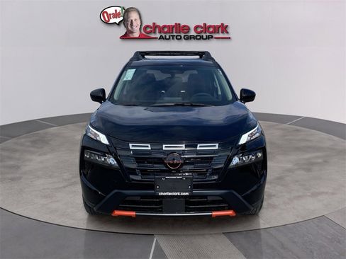 New 2026 Nissan Rogue SV image 9