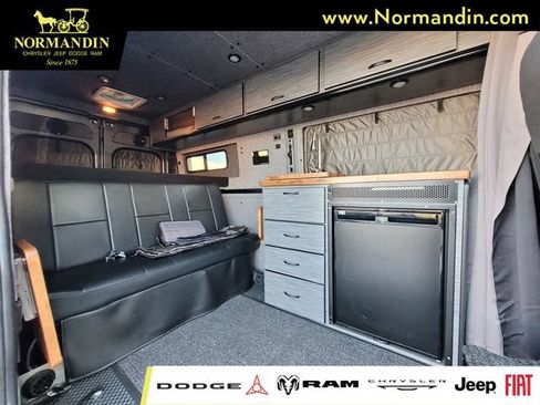 Used 2021 RAM ProMaster 2500 w/ RV Ready Prep Package FWD image 17