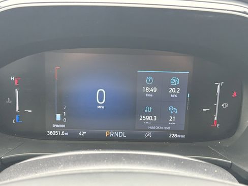 Used 2025 Ford Escape ST-Line image 22