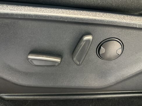 Used 2023 Ford F150 XLT w/ Equipment Group 302A High image 25