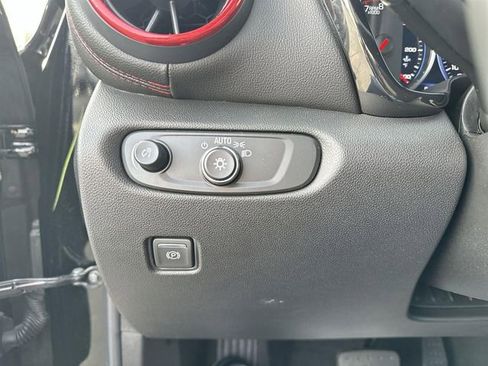 Certified 2025 Chevrolet Blazer RS image 16