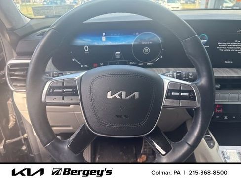 Used 2024 Kia Telluride SX Prestige w/ Towing Package AWD/4WD image 11