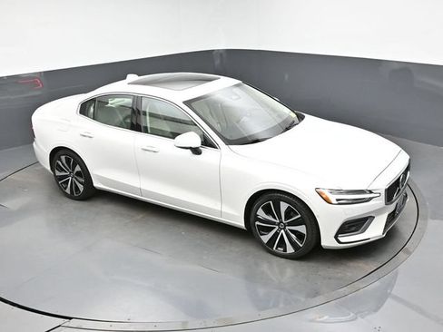 Used 2023 Volvo S60 B5 Ultimate w/ Climate Package FWD image 18