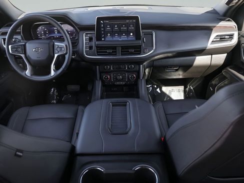 Used 2024 Chevrolet Suburban Z71 w/ Z71 Off-Road Package image 30