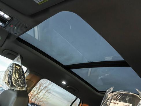 New 2026 Volkswagen Atlas SEL Premium R-Line image 10