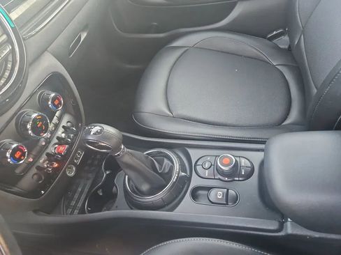 Used 2016 MINI Cooper Clubman image 33