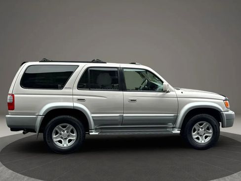 Used 2000 Toyota 4Runner Limited AWD/4WD image 4