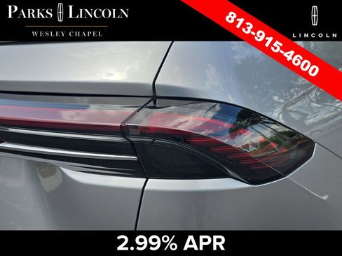 Certified 2025 Lincoln Nautilus Premier w/ Jet Appearance Package AWD/4WD image 7