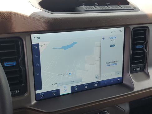 Used 2023 Ford Bronco Outer Banks AWD/4WD image 16