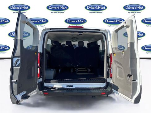 Used 2023 Ford Transit 350 XLT image 26