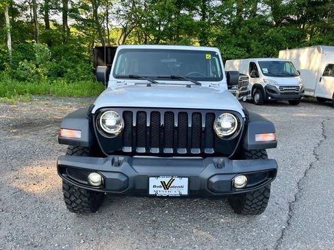 Used 2022 Jeep Wrangler Unlimited Sport AWD/4WD image 3