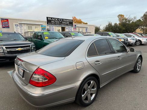 Used 2007 Mercedes-Benz E 350 Sedan image 9