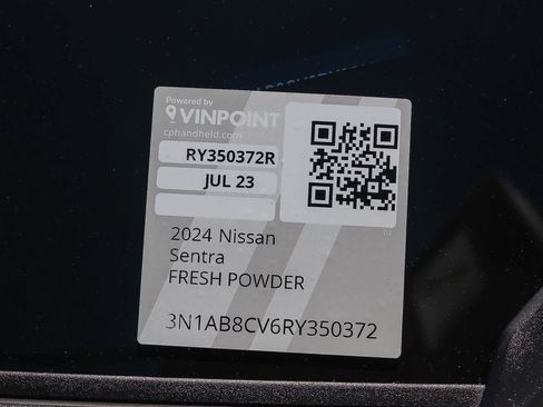 Used 2024 Nissan Sentra SV FWD image 27