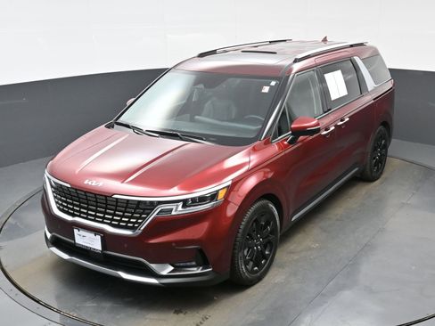 Used 2022 Kia Carnival SX Prestige image 39