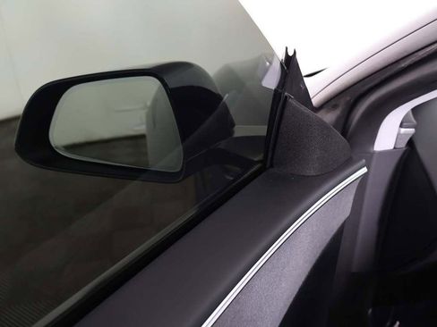 Used 2025 Tesla Model 3 Long Range RWD image 37