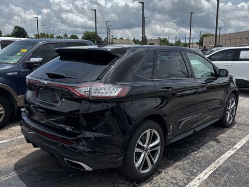 Used 2016 Ford Edge Sport w/ Technology Package AWD/4WD image 3