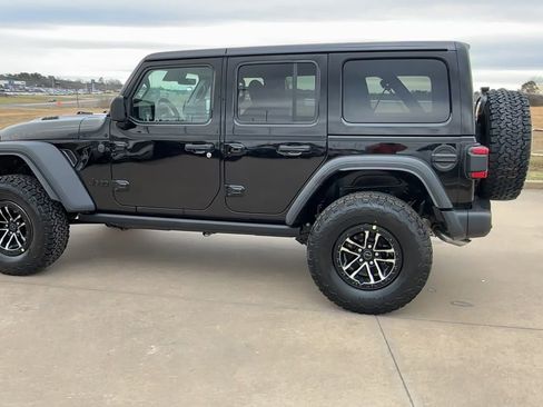 New 2026 Jeep Wrangler Unlimited Rubicon 392 image 6