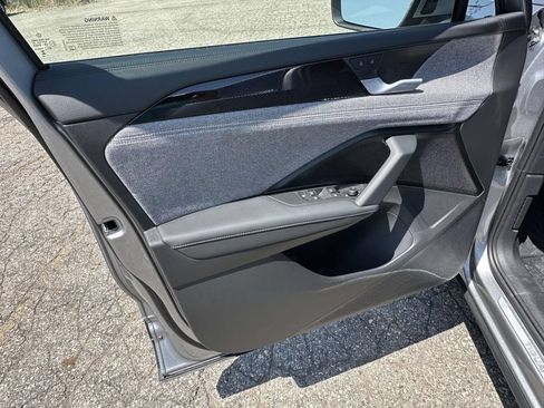 New 2026 Volkswagen Tiguan S FWD image 11