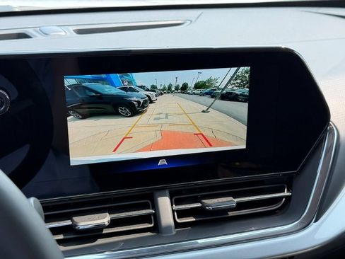 New 2026 Chevrolet Trax LT w/ LT Convenience Package FWD image 19