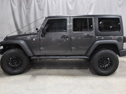 Used 2018 Jeep Wrangler Unlimited Sport S image 6