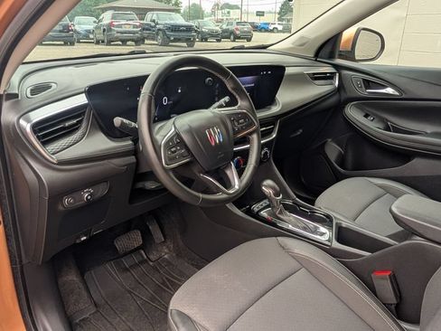 Used 2024 Buick Encore GX Preferred AWD/4WD image 6