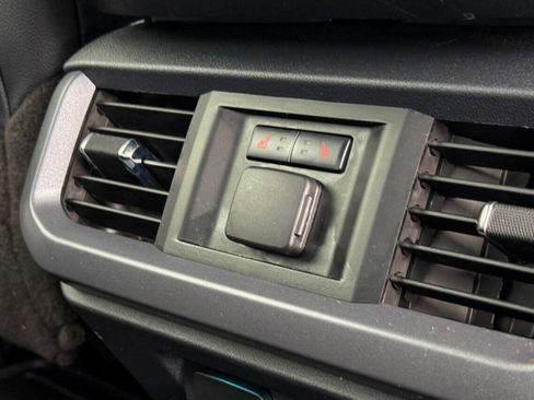 Used 2023 Ford F150 Lariat w/ Equipment Group 502A High image 18