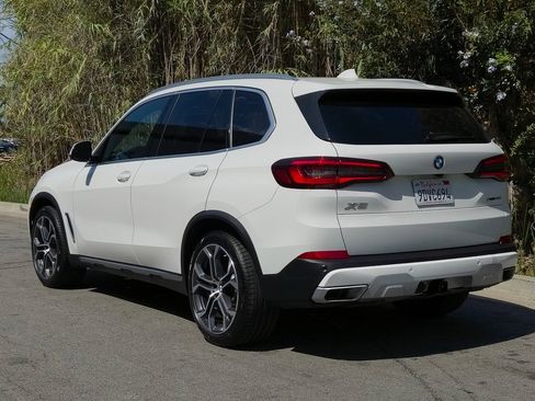 Used 2023 BMW X5 xDrive40i w/ Parking Assistance Package image 29