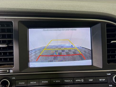 Used 2018 Hyundai Elantra SEL image 19