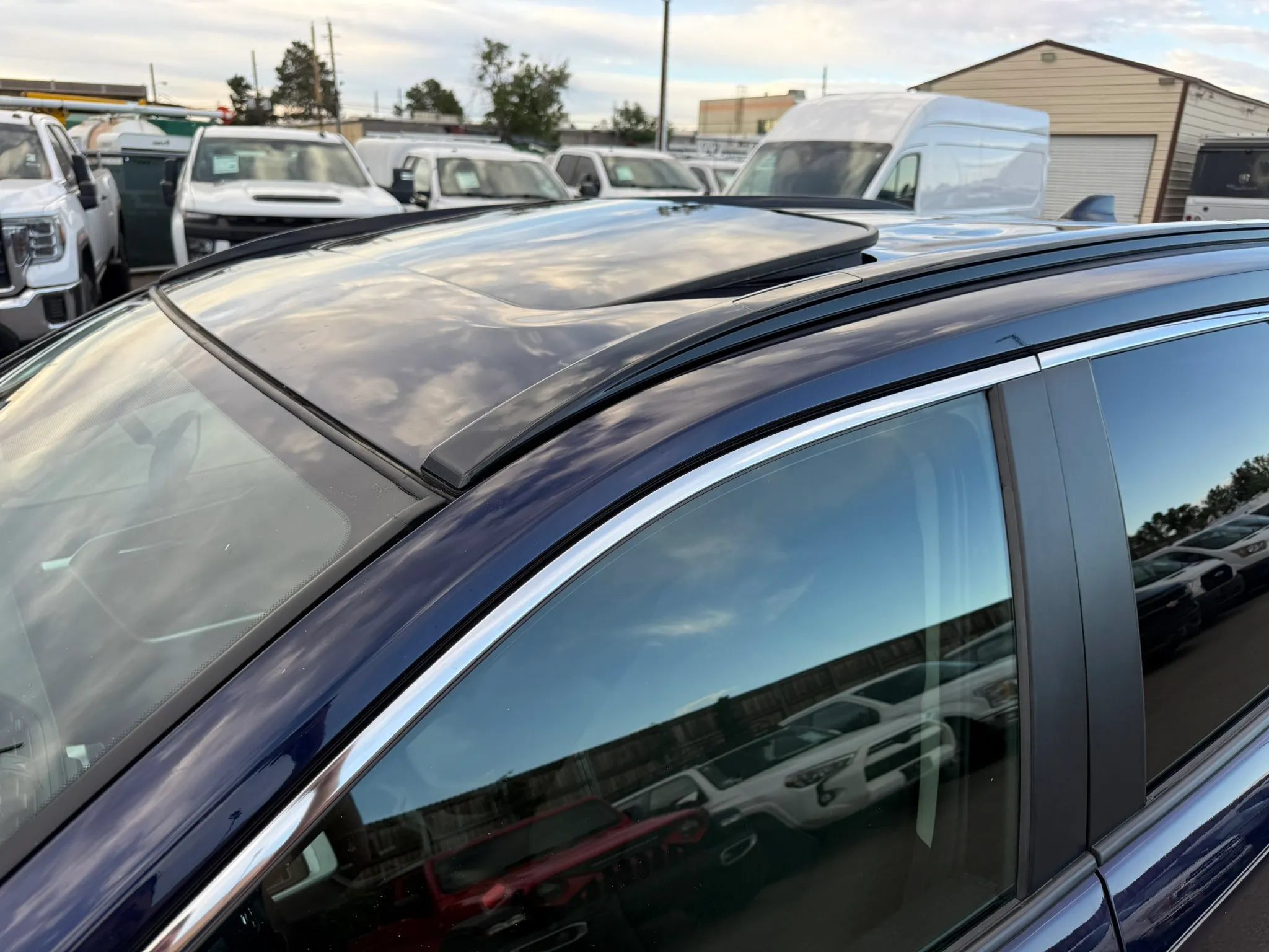 Used 2023 Toyota RAV4 XLE w/ Convenience Package FWD image 10