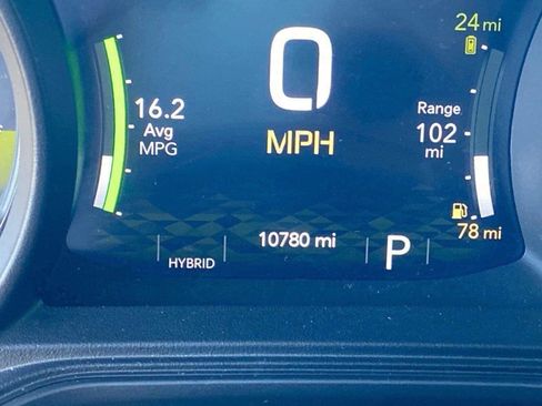 Used 2025 Jeep Wrangler Willys image 18