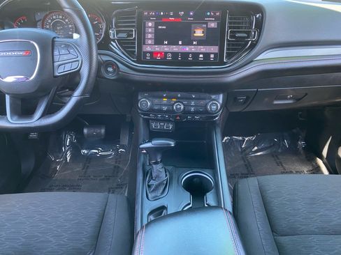 Used 2025 Dodge Durango GT AWD/4WD image 11