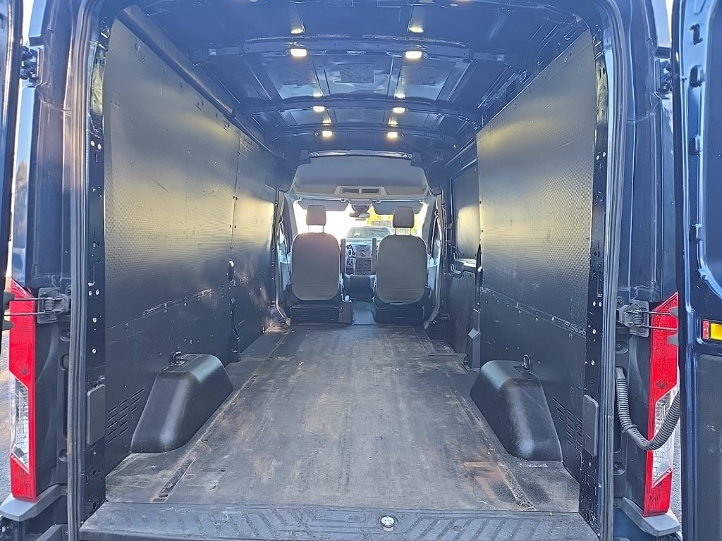 Used 2017 Ford Transit 250 148 Medium Roof RWD image 11