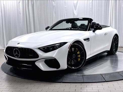 Used 2022 Mercedes-Benz SL 63 AMG 4MATIC image 1