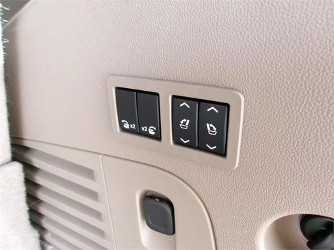 Used 2017 Chevrolet Tahoe Premier image 15