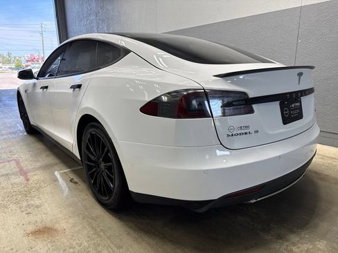 Used 2015 Tesla Model S P90D AWD/4WD image 5