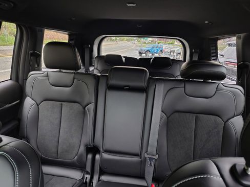 New 2026 Jeep Grand Cherokee L 4WD image 23