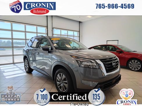 Used 2025 Nissan Pathfinder SV AWD/4WD image 1
