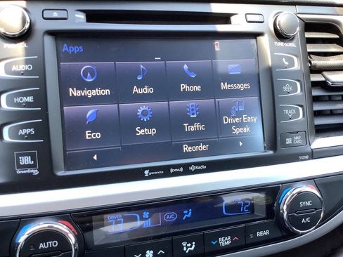 Used 2017 Toyota Highlander Limited AWD/4WD image 56