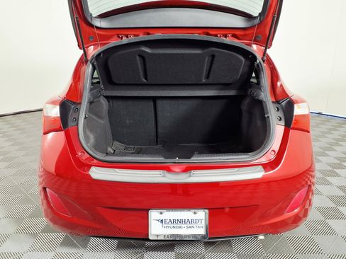 Used 2016 Hyundai Elantra GT FWD image 8