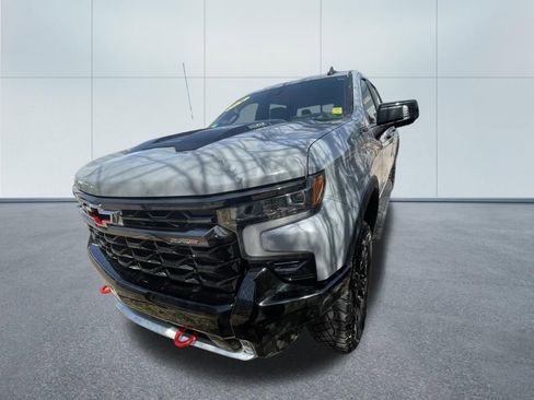 Used 2024 Chevrolet Silverado 1500 ZR2 w/ Technology Package image 5