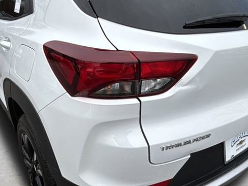 Used 2023 Chevrolet TrailBlazer LT w/ Convenience Package image 34