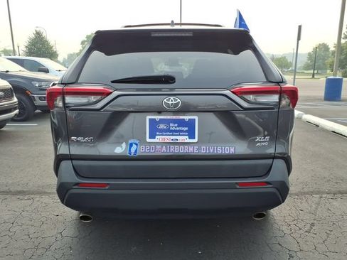 Used 2019 Toyota RAV4 XLE w/ Convenience Package AWD/4WD image 5