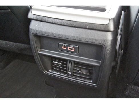 Used 2023 Nissan Murano SV image 11