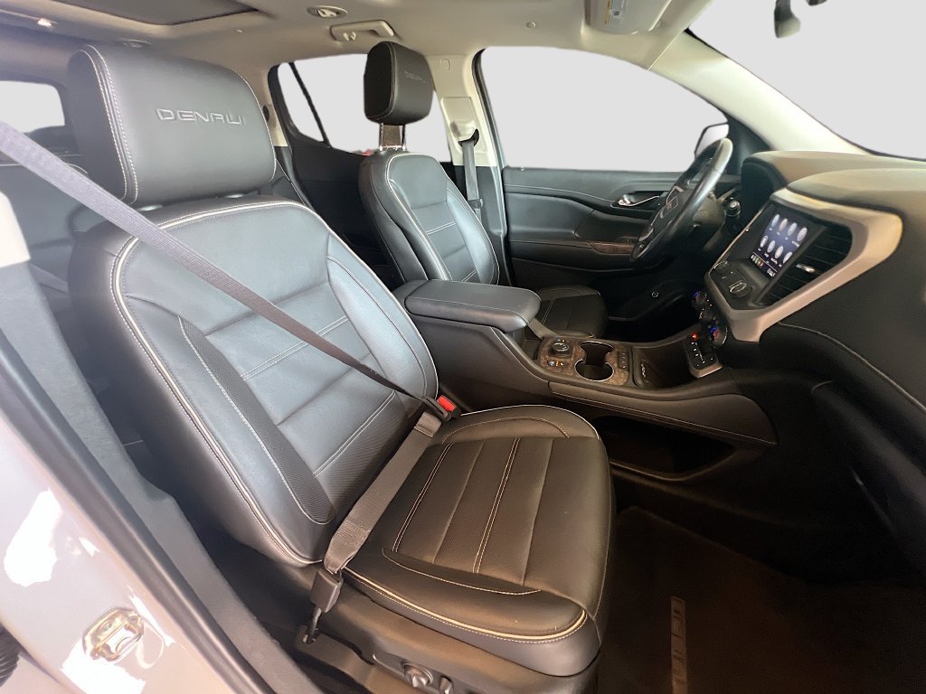 Used 2020 GMC Acadia Denali w/ LPO, Floor Liner Package AWD/4WD image 31